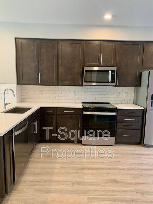 Townhouse for rent at 14925 44th Ave W #B3, Lynnwood, WA 98087