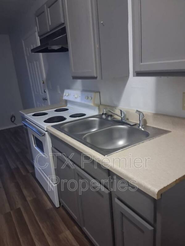 Apartment for rent at 1207 N 10th St, Killeen, TX 76541