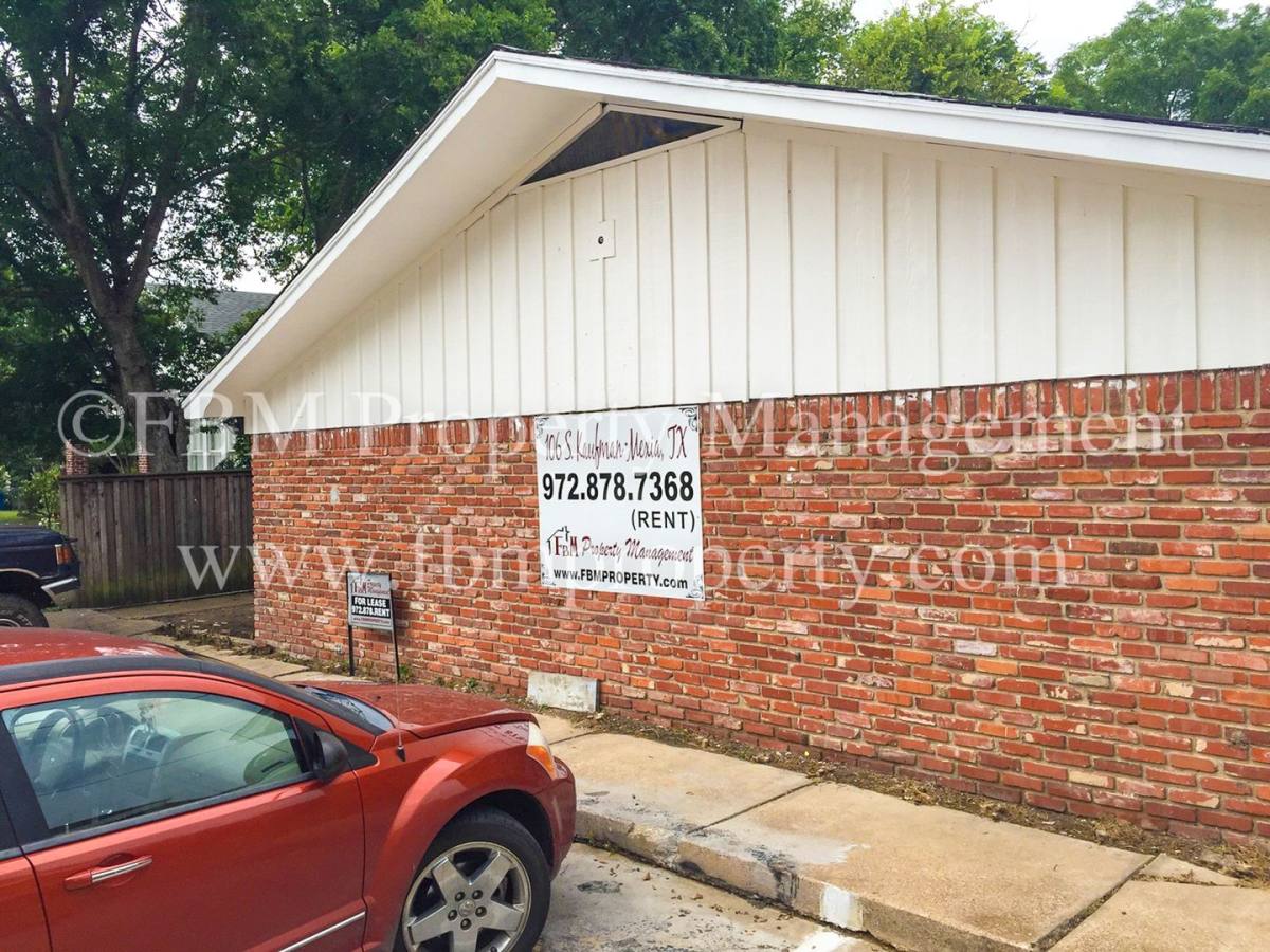 Apartment for rent at 106 S Kaufman St, Mexia, TX 76667
