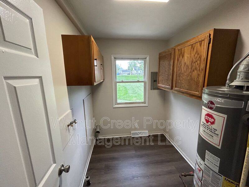 House for rent at 2056 McKinley Ave, Lorain, OH 44055