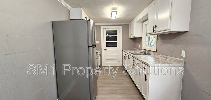 House for rent at 1001 Burton Ave, High Point, NC 27262