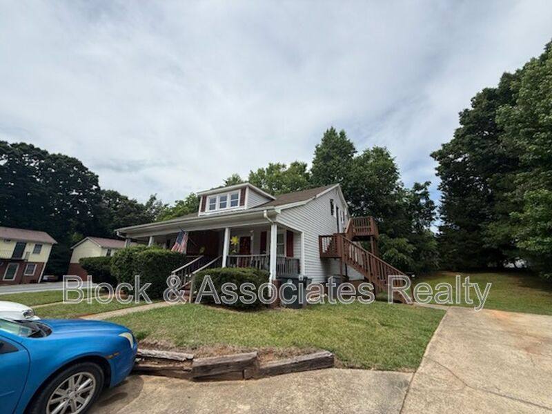 Apartment for rent at 120 W Presnell St #C, Asheboro, NC 27203