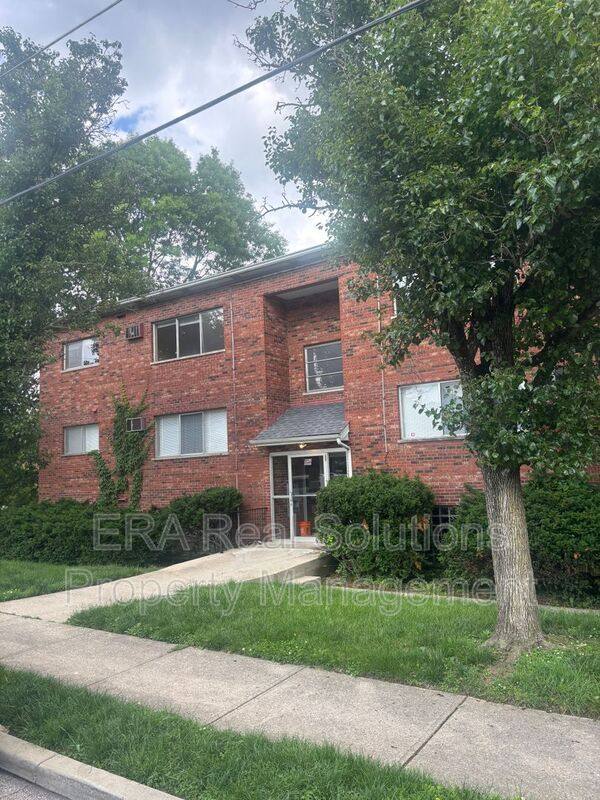 Apartment for rent at 952 Seton Ave 7, Cincinnati, OH 45205