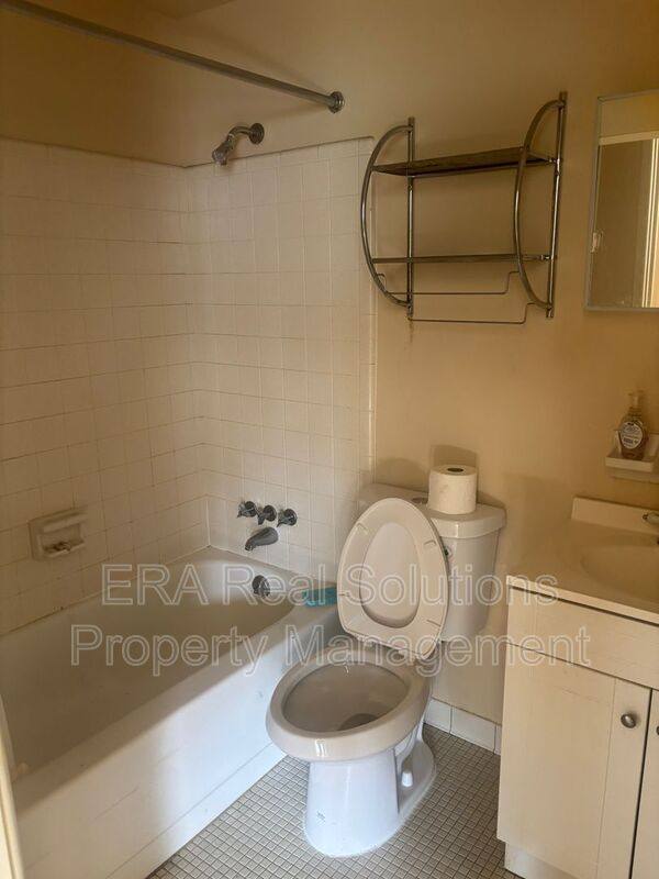 Apartment for rent at 952 Seton Ave 7, Cincinnati, OH 45205