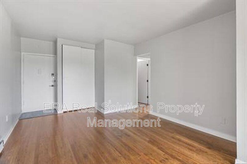 Apartment for rent at 3271 Morrison Ave #7, Cincinnati, OH 45220