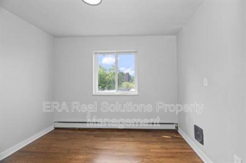 Apartment for rent at 3271 Morrison Ave #7, Cincinnati, OH 45220