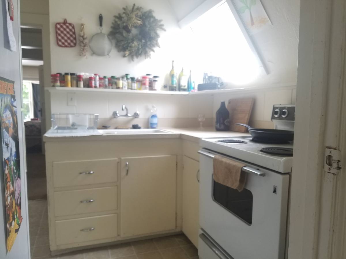 Apartment for rent at 1135 & 1 2 Mill St, Eugene, OR 97401
