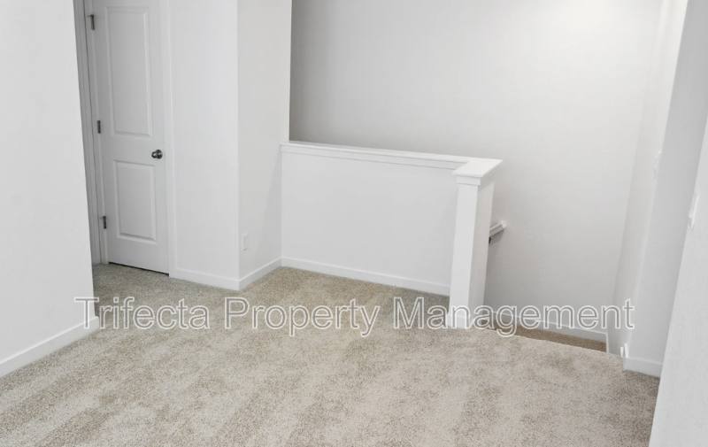 Townhouse for rent at 632 Thoroughbred Lane, Johnstown, CO 80534