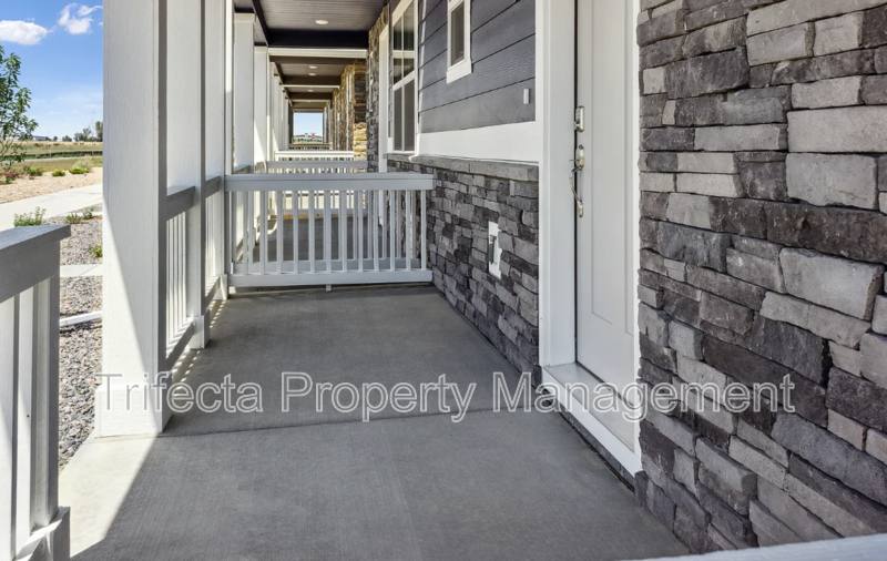 Townhouse for rent at 632 Thoroughbred Lane, Johnstown, CO 80534