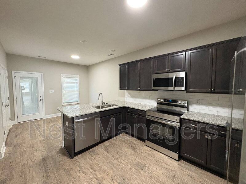 Townhouse for rent at 2026 - B Progress St, Fayetteville, NC 28306
