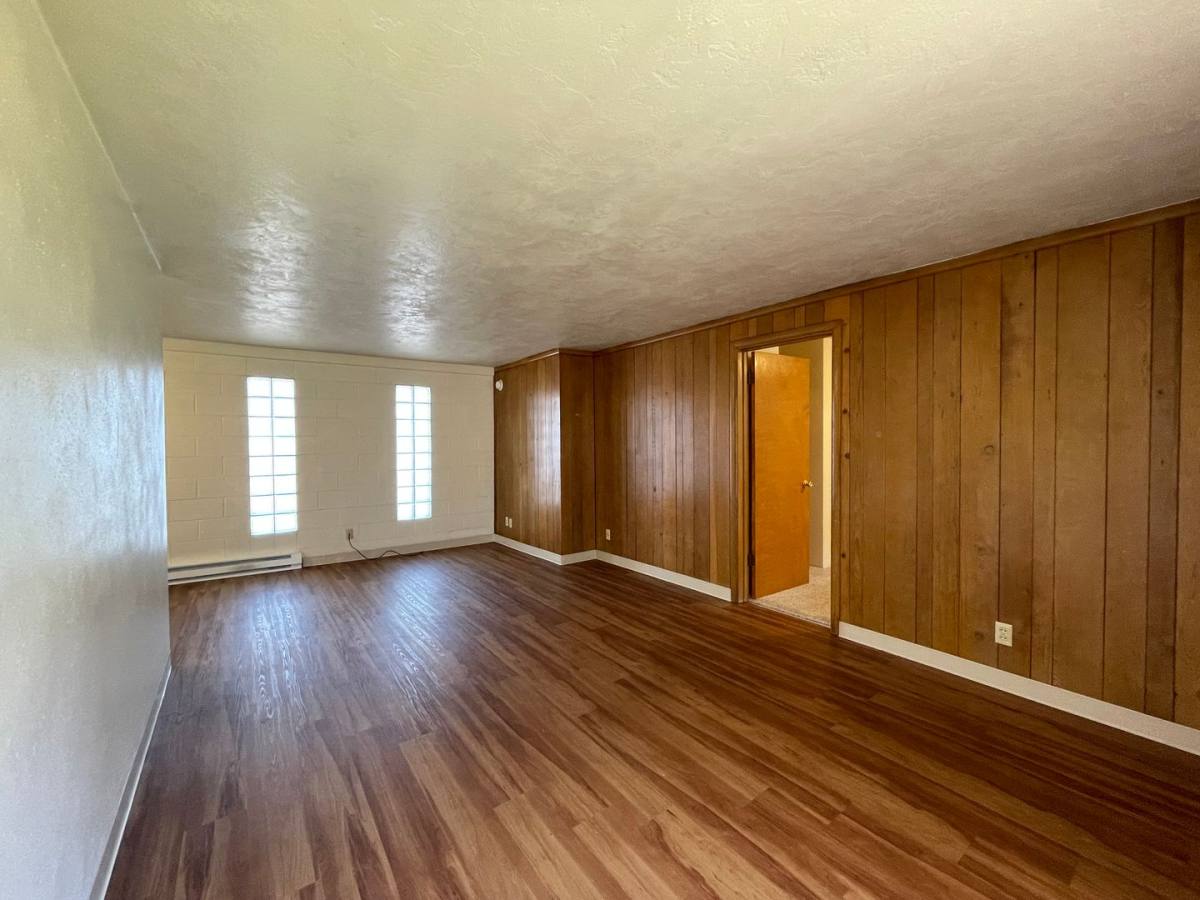 Apartment for rent at 1570 Pearl St, Eugene, OR 97401
