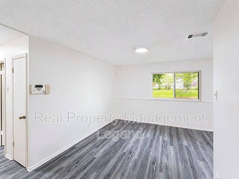House for rent at 1021 Irene Dr, Mesquite, TX 75149