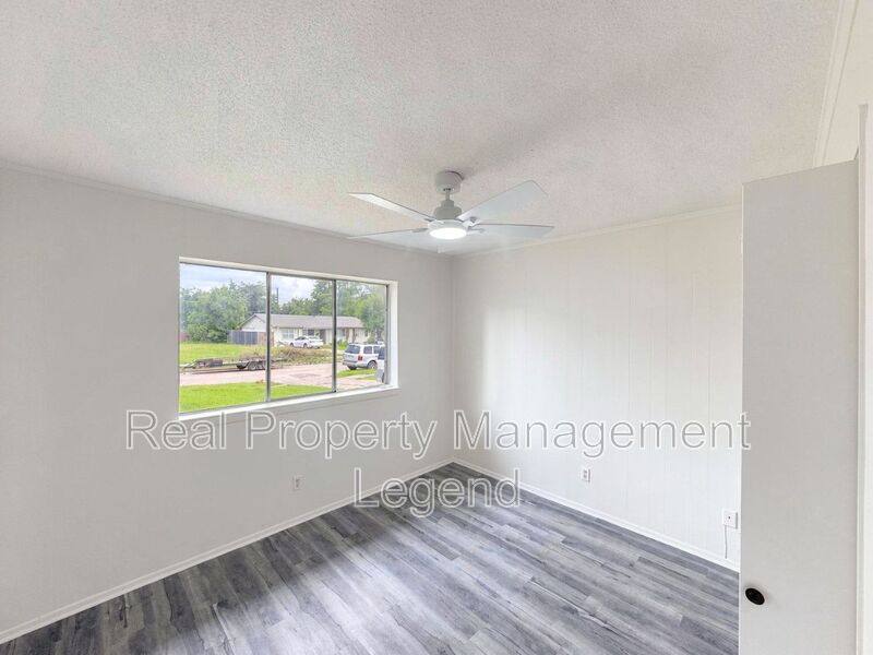 House for rent at 1021 Irene Dr, Mesquite, TX 75149
