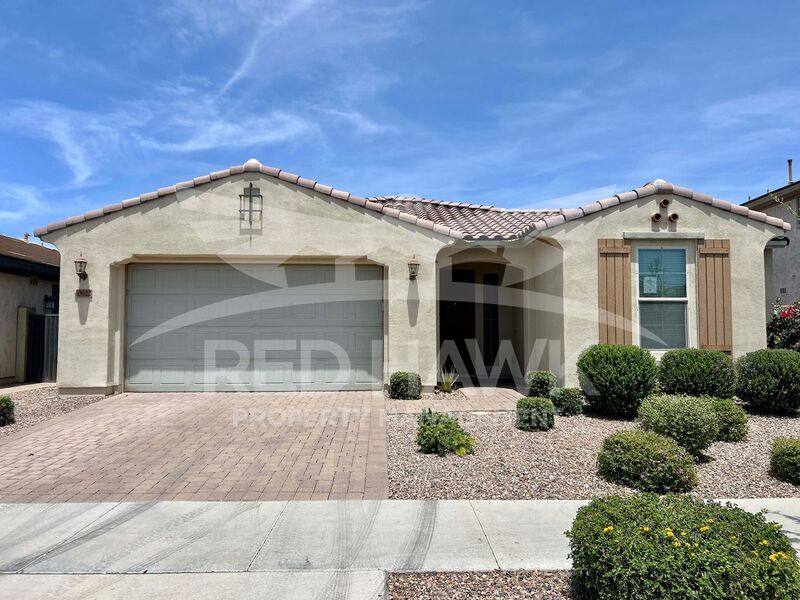 House for rent at 10622 E Wavelength Ave, Mesa, AZ 85212