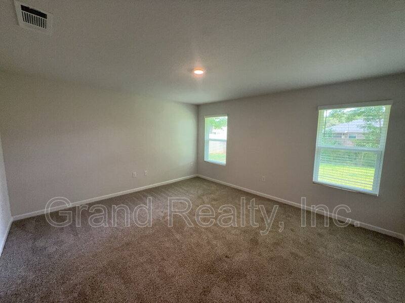 House for rent at 4955 Red Cedar Rd, Milton, FL 32571