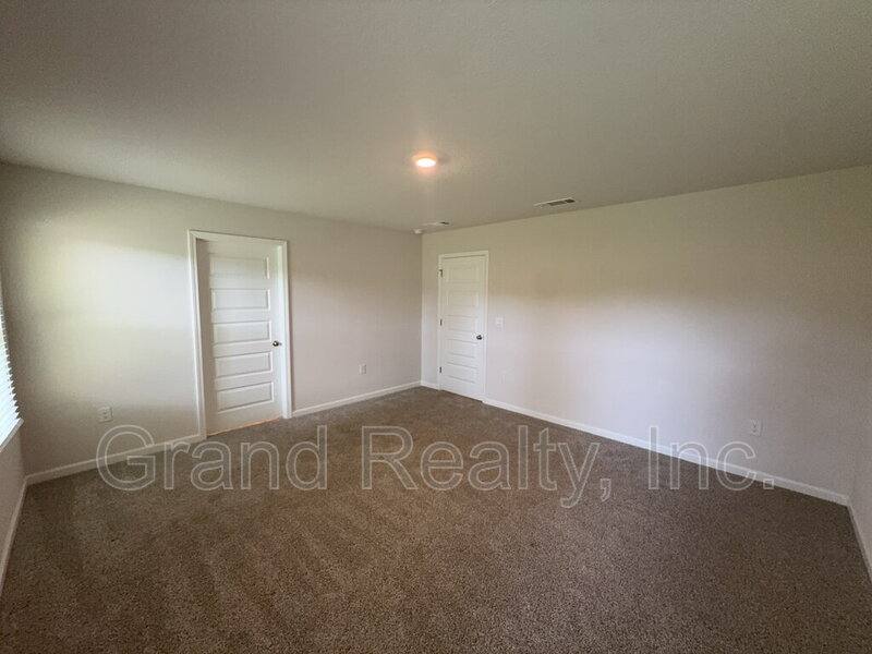 House for rent at 4955 Red Cedar Rd, Milton, FL 32571