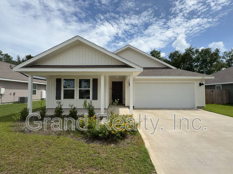 House for rent at 4955 Red Cedar Rd, Milton, FL 32571
