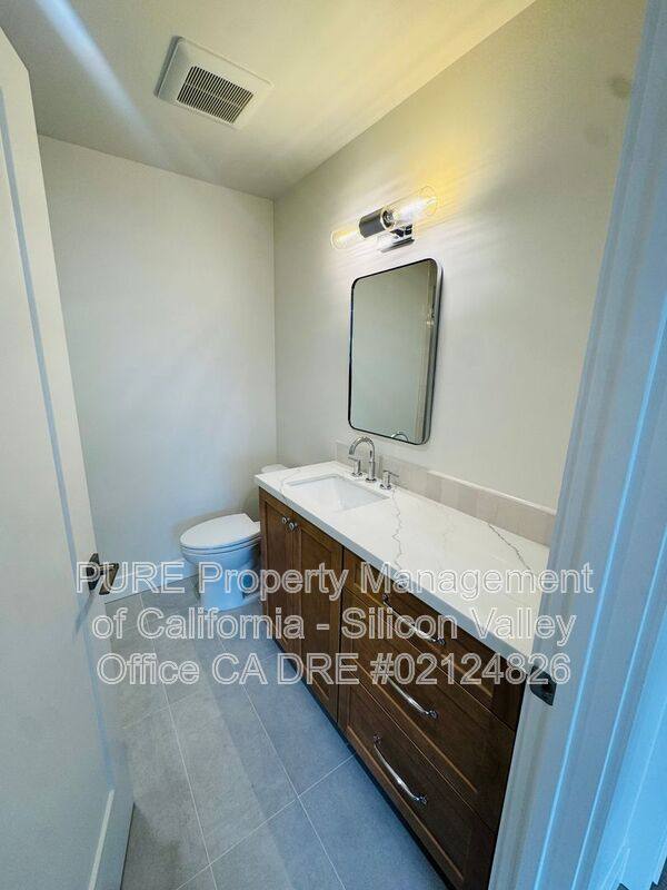 Apartment for rent at 1072 S 11th St #2, San Jose, CA 95112