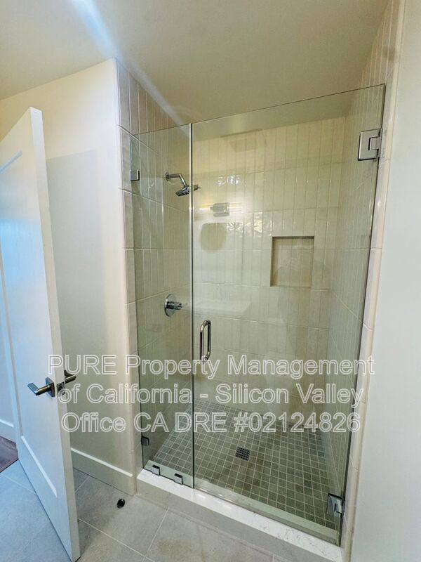 Apartment for rent at 1072 S 11th St #2, San Jose, CA 95112