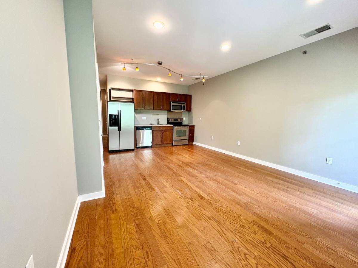 Apartment for rent at 2903 Cherry St, Kansas City, MO 64108