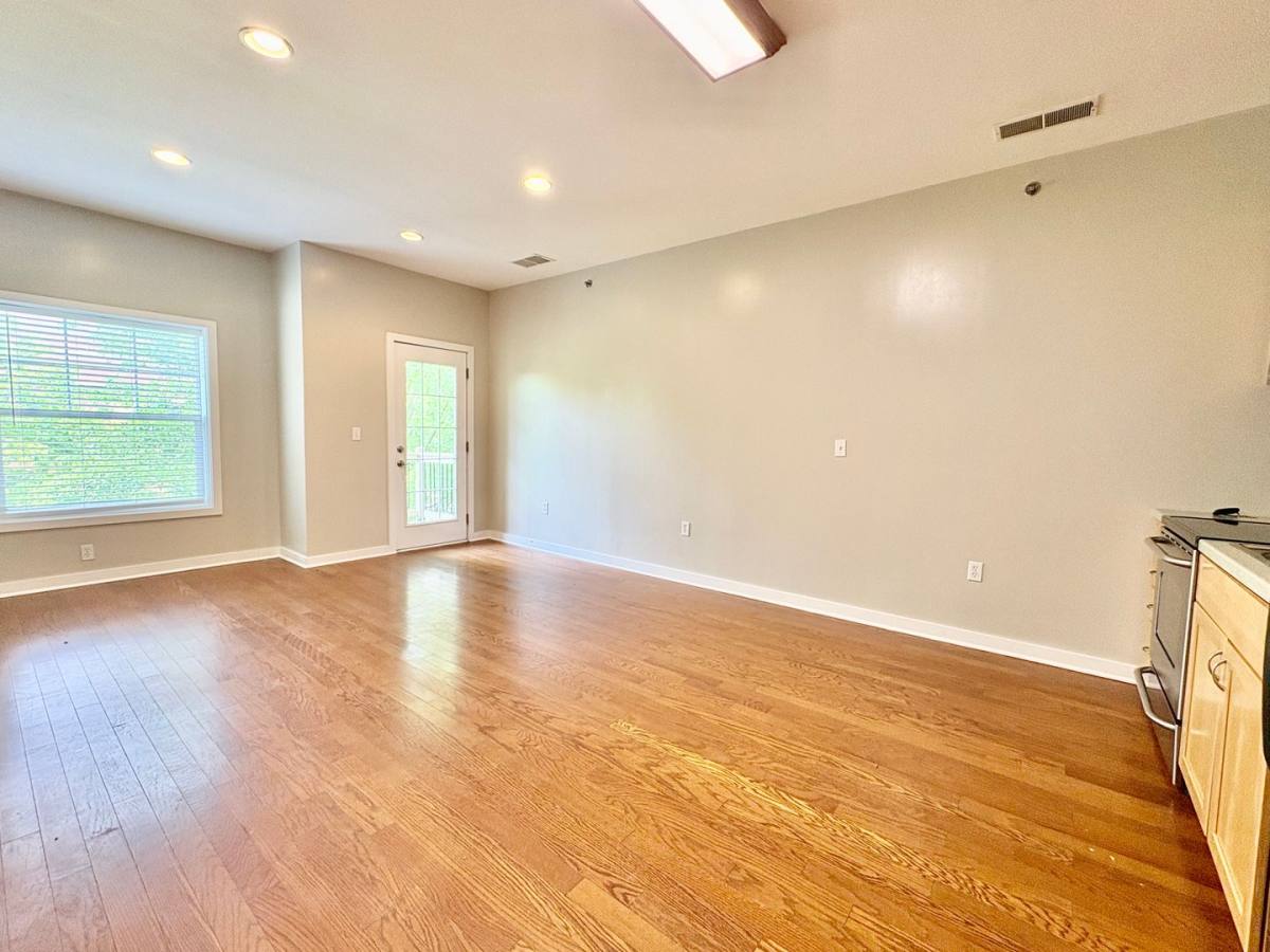 Apartment for rent at 2903 Cherry St, Kansas City, MO 64108