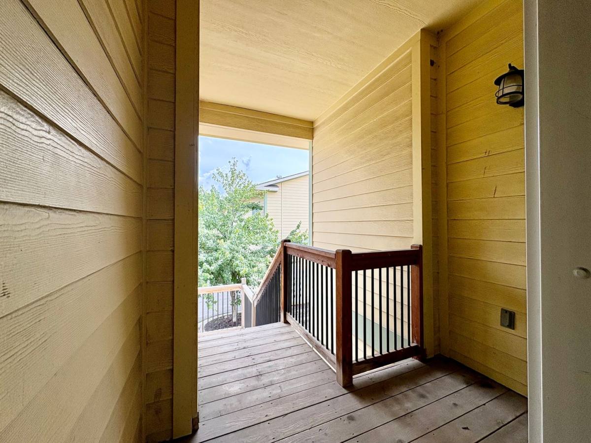 Apartment for rent at 2903 Cherry St, Kansas City, MO 64108