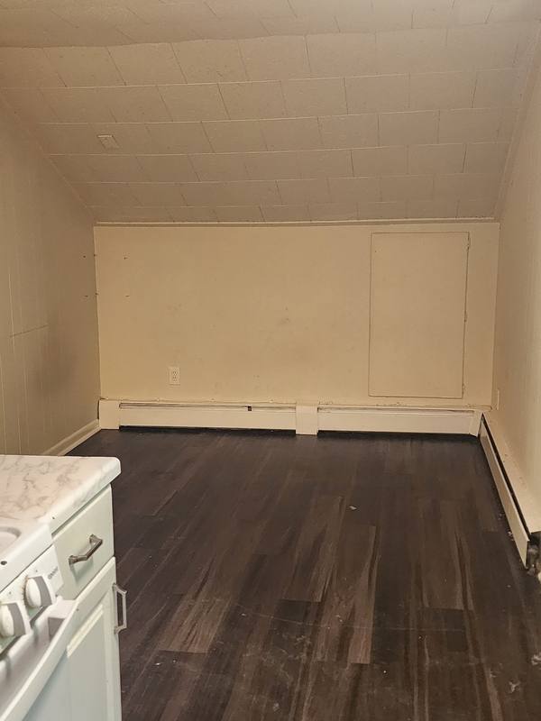 Apartment for rent at 69 Glenwood Ave #3, Poughkeepsie, NY 12603