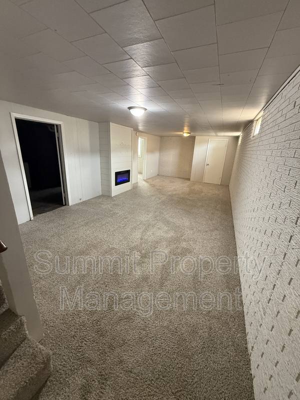 Apartment for rent at 3303 S Holly Ave #2, Sioux Falls, SD 57105
