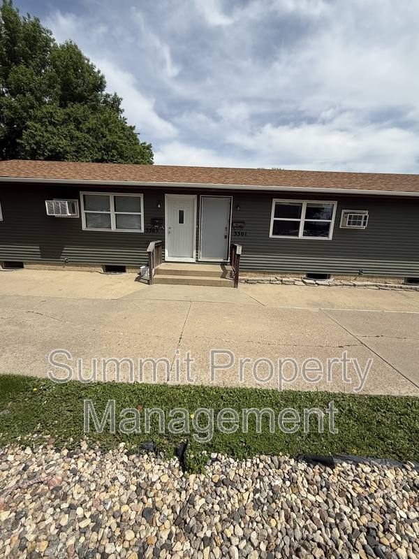 Apartment for rent at 3303 S Holly Ave #2, Sioux Falls, SD 57105
