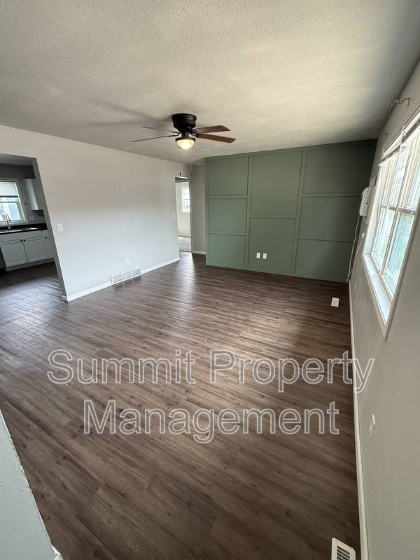 Apartment for rent at 3303 S Holly Ave #2, Sioux Falls, SD 57105