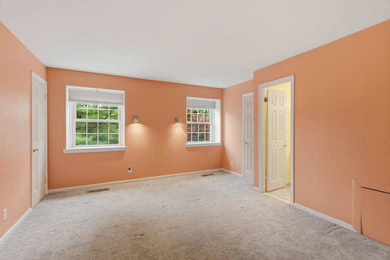 Townhouse for rent at 5918 Westchester Park Dr #1, College Park, MD 20740