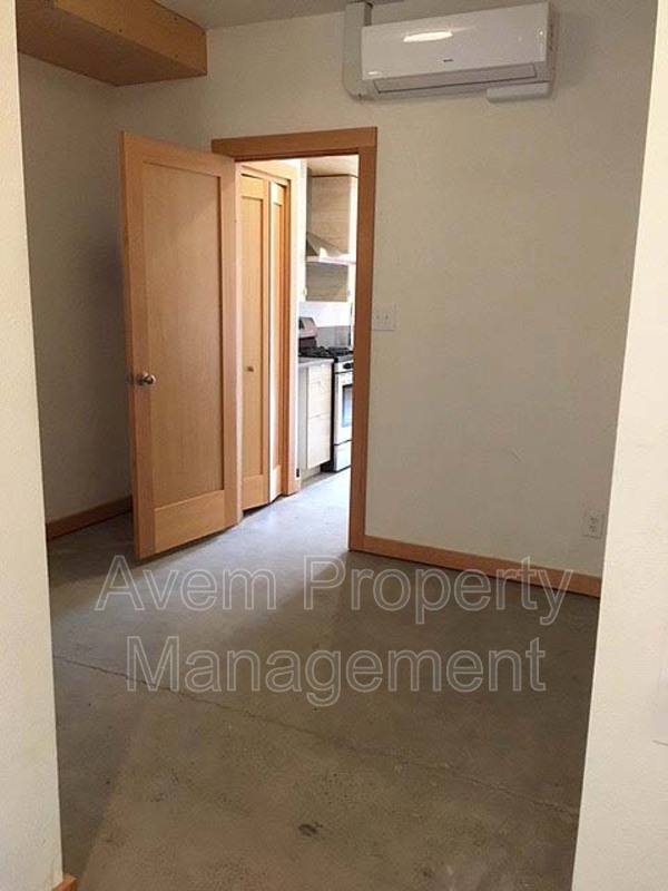Apartment for rent at 5924 N Albina Ave, Portland, OR 97217
