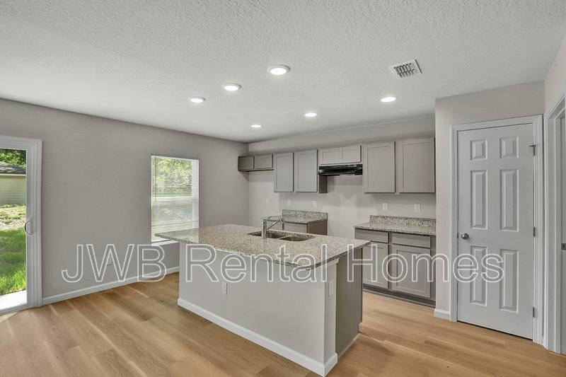 House for rent at 9141 12th Ave, Jacksonville, FL 32208