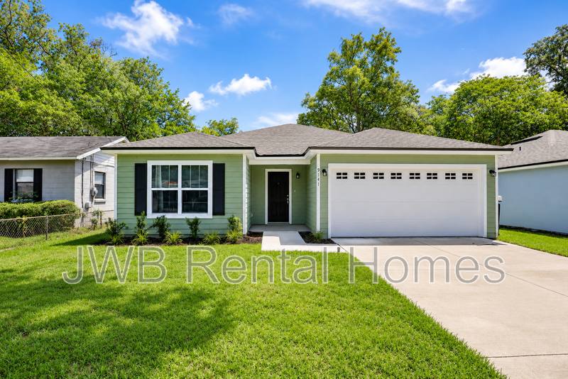 House for rent at 9141 12th Ave, Jacksonville, FL 32208