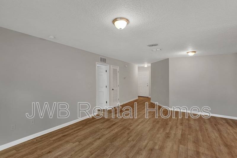 House for rent at 4643 Williamsburg Ave, Jacksonville, FL 32208