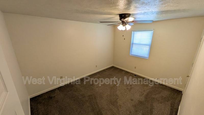 Apartment for rent at 1123 24th St #1123B, Parkersburg, WV 26101