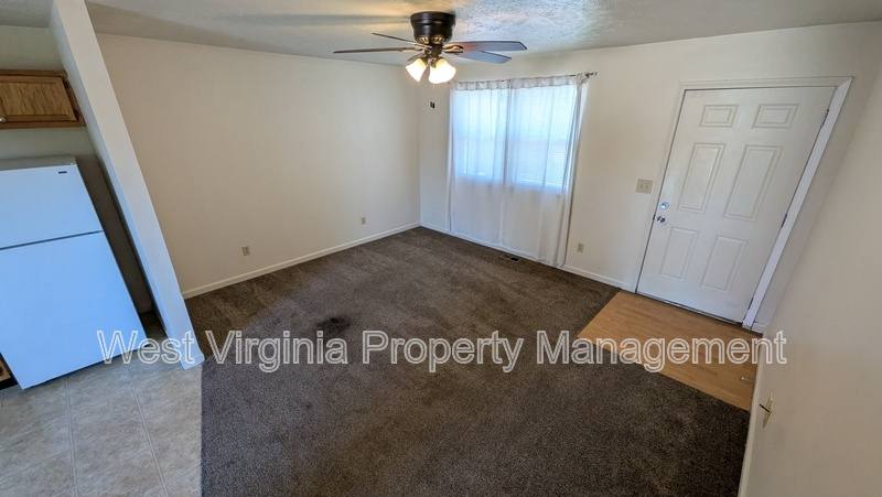 Apartment for rent at 1123 24th St #1123B, Parkersburg, WV 26101