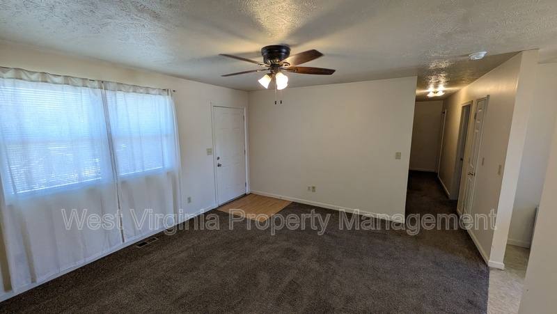 Apartment for rent at 1123 24th St #1123B, Parkersburg, WV 26101
