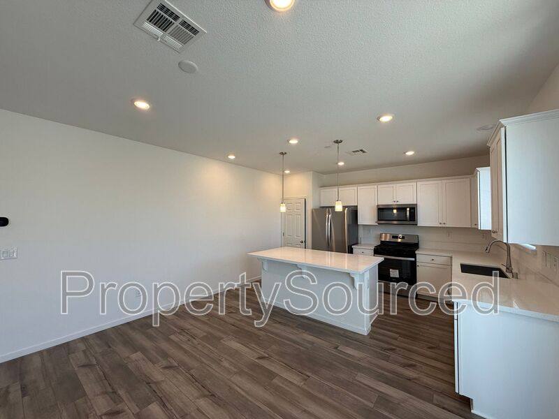 House for rent at 15601 Sierra Mar Rd, Lathrop, CA 95330