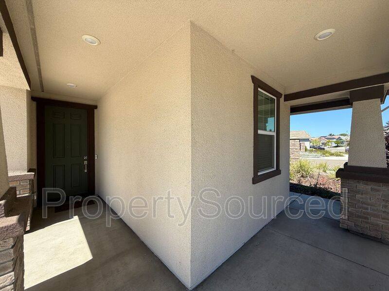 House for rent at 15601 Sierra Mar Rd, Lathrop, CA 95330