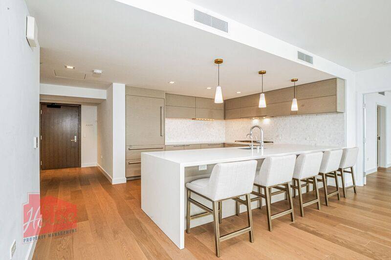 Apartment for rent at 888 W E St #2306, San Diego, CA 92101
