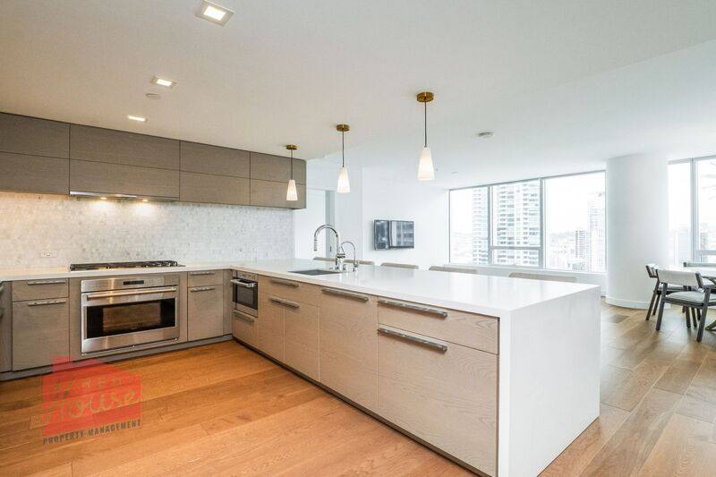 Apartment for rent at 888 W E St #2306, San Diego, CA 92101