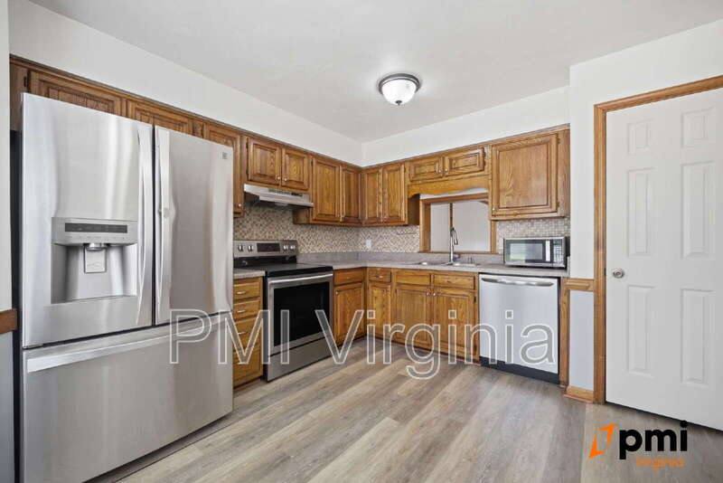Townhouse for rent at 202 Stonehall Court, Virginia Beach, VA 23462
