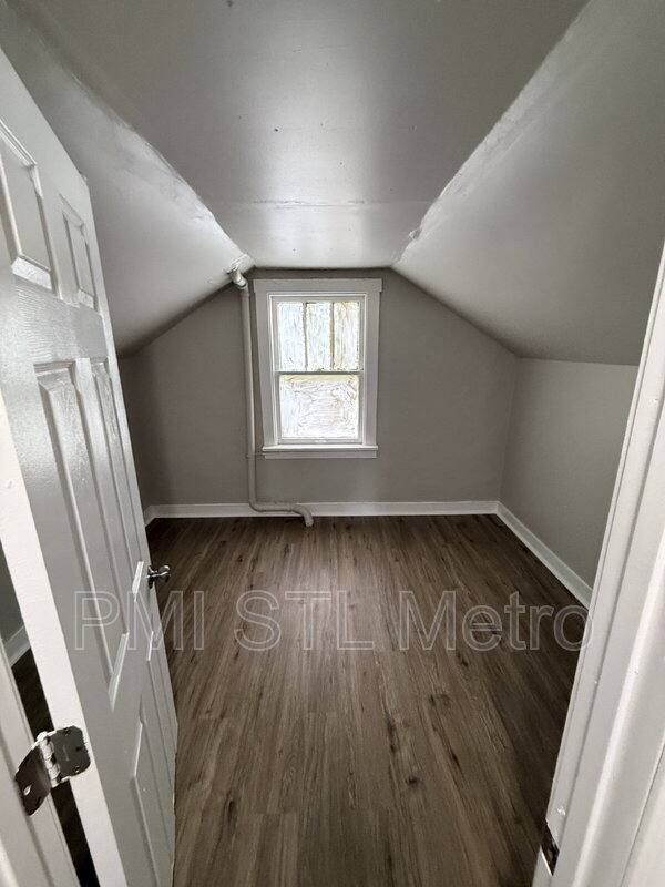 House for rent at 6170 Emerald Ave, Saint Louis, MO 63135