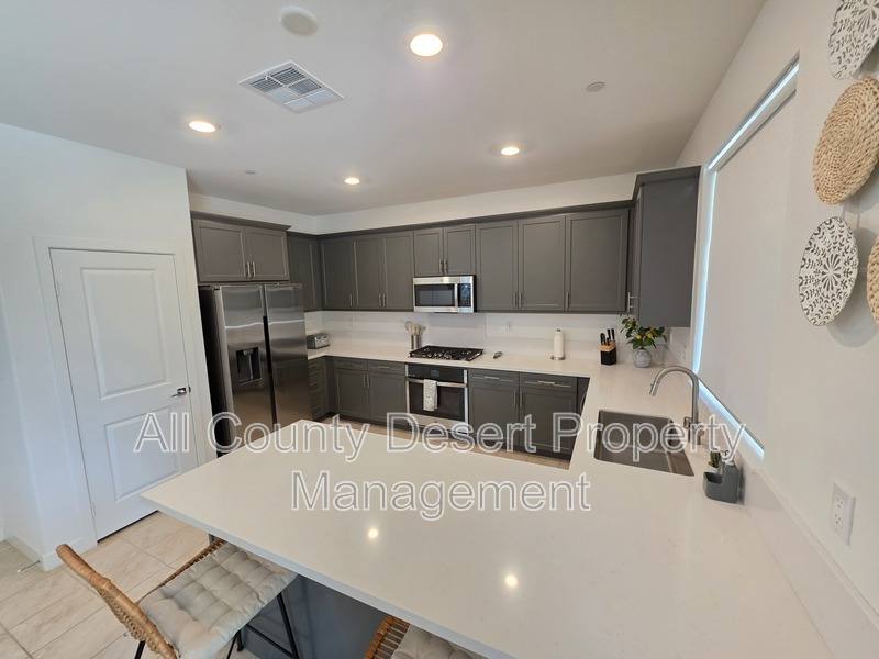 House for rent at 35460 Domani Dr, Palm Desert, CA 92211