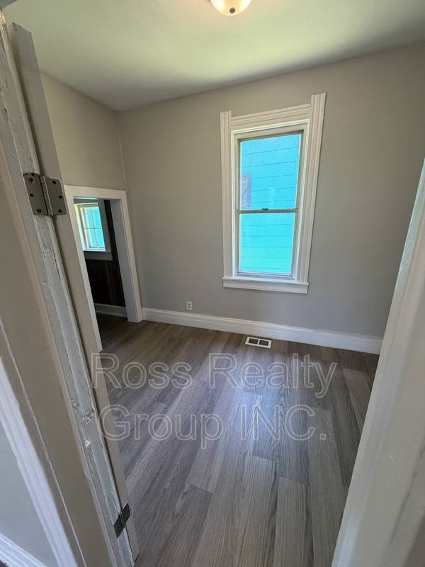 House for rent at 1418 Colburn St, Toledo, OH 43609