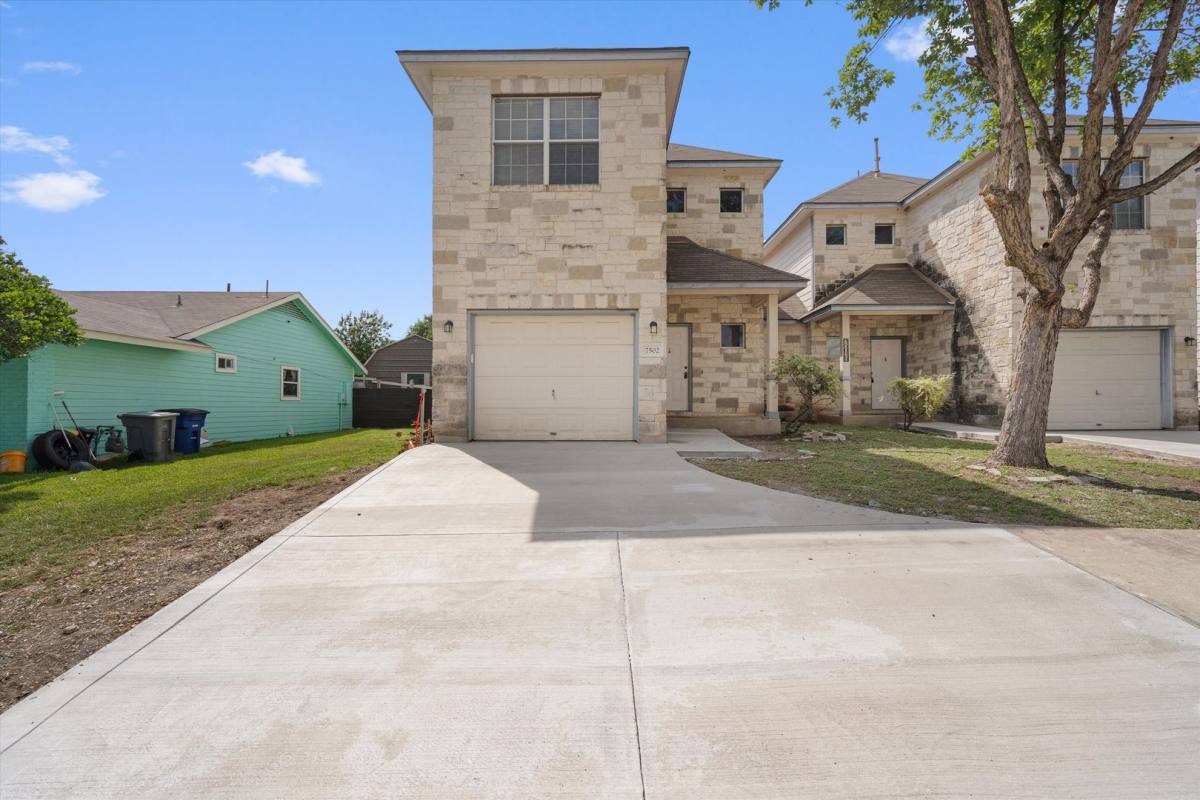 House for rent at 7502 Lazy Creek Dr, Austin, TX 78724