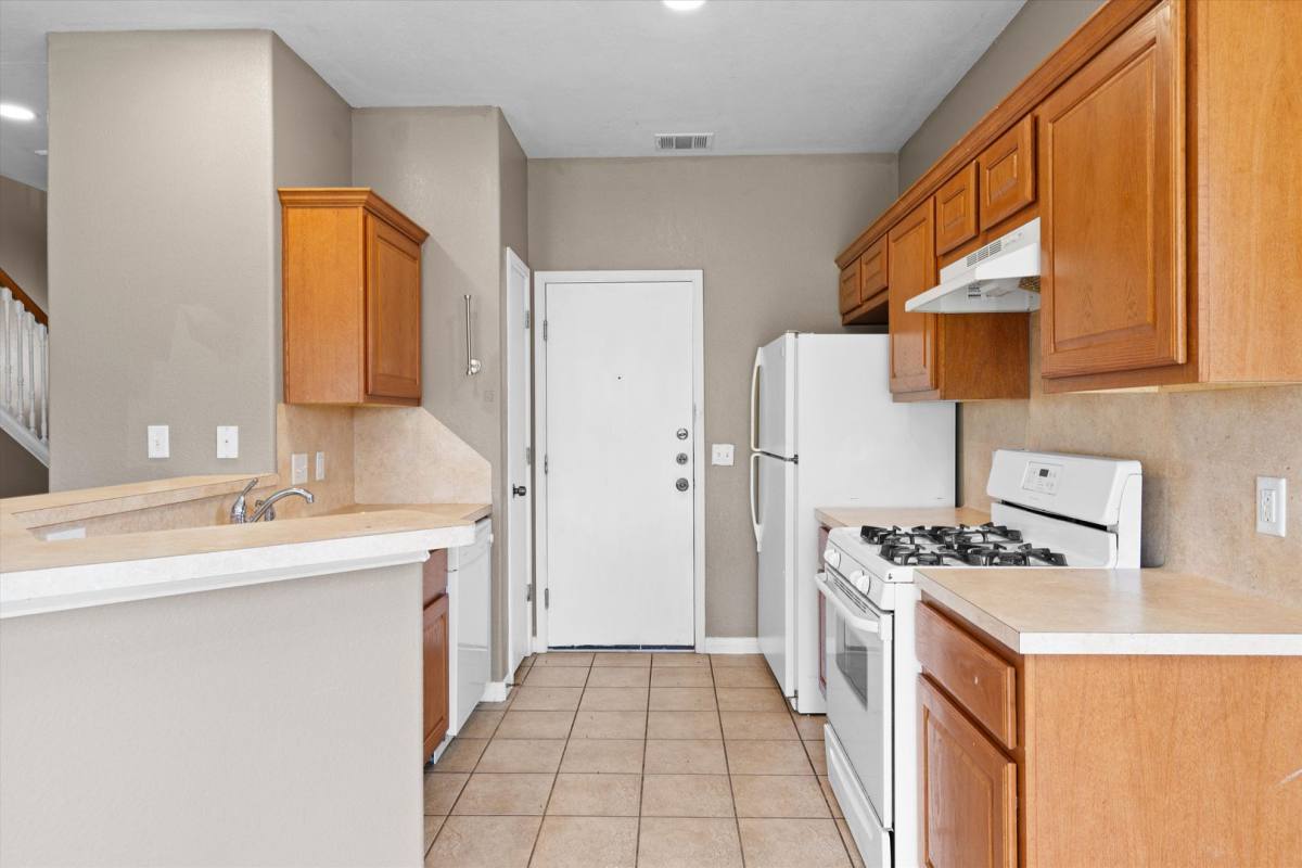 House for rent at 7502 Lazy Creek Dr, Austin, TX 78724