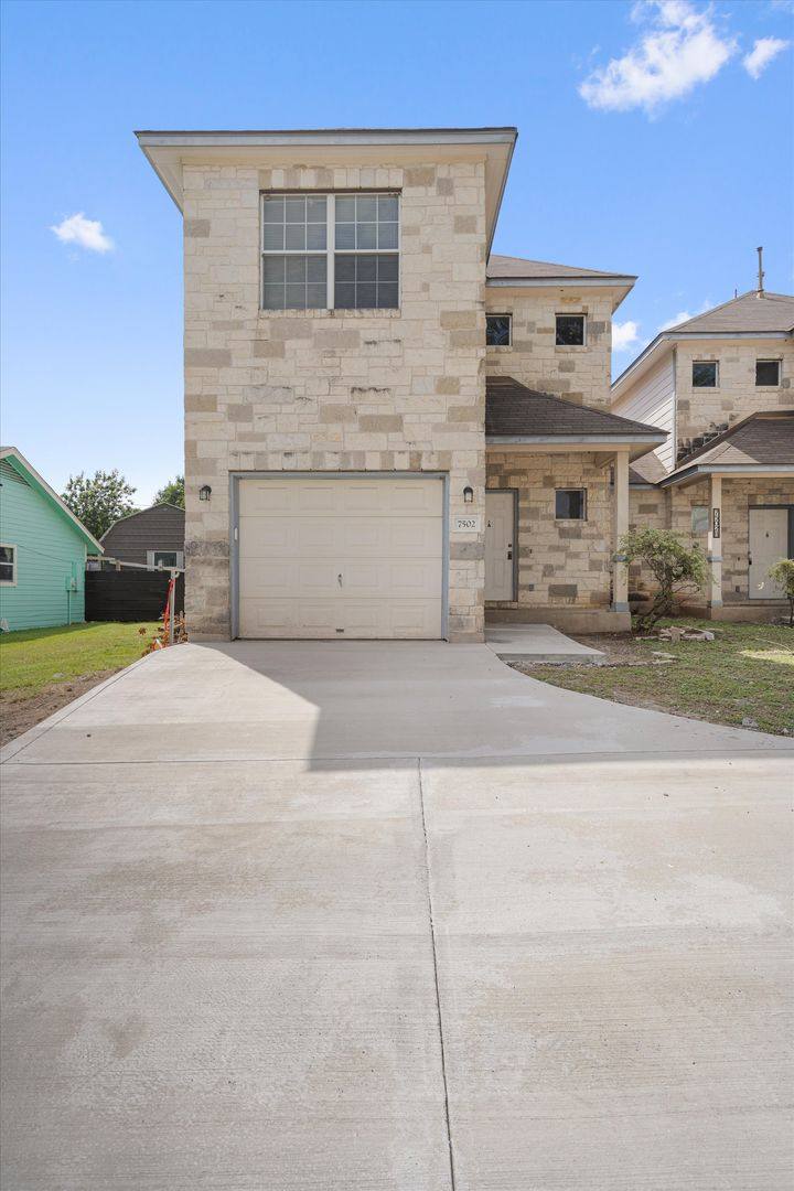 House for rent at 7502 Lazy Creek Dr, Austin, TX 78724