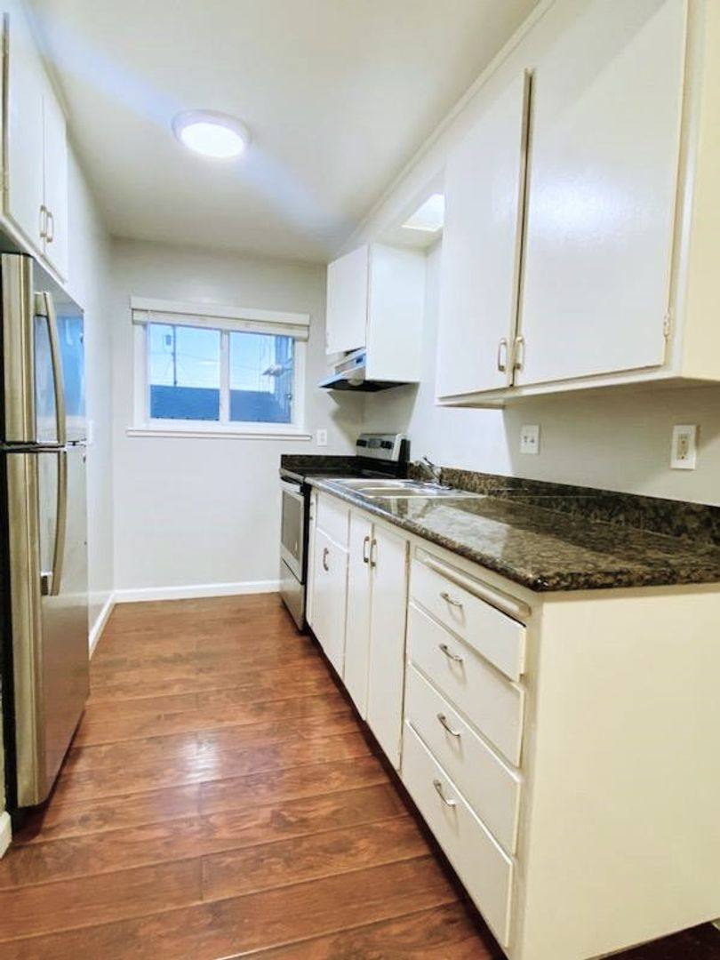 Apartment for rent at 3014 Fruitvale Ave, Oakland, CA 94602